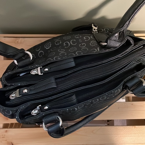 GUESS shoulder bag (not authentic) - Picture 2 of 4